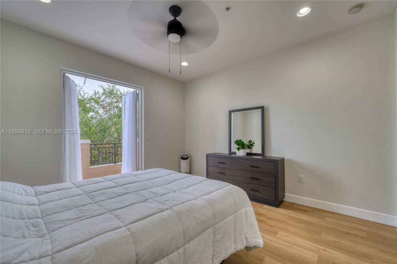 430 SW 147th Ave, Unit 430, Pembroke Pines, FL 33027 Photo