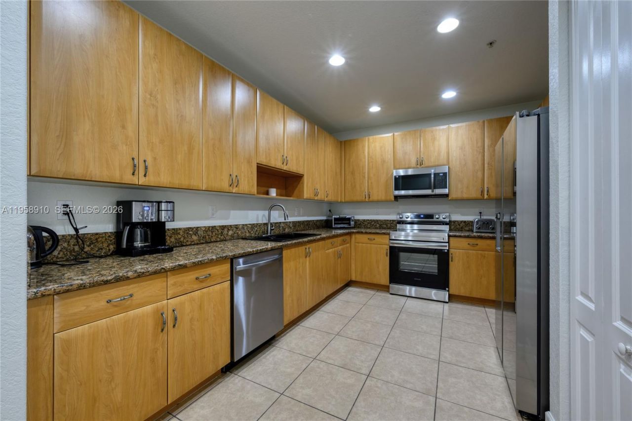 430 SW 147th Ave, Unit 430, Pembroke Pines, FL 33027 Photo