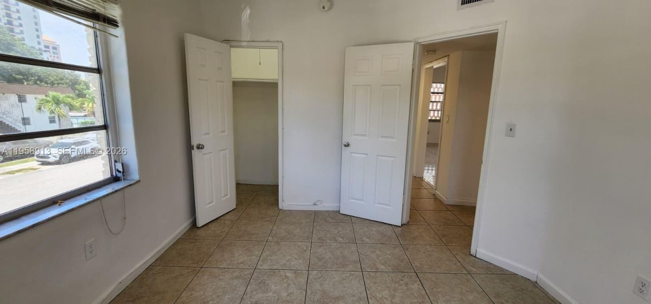 3670 SW 10th St, Unit 10B, Miami, FL 33135 Photo