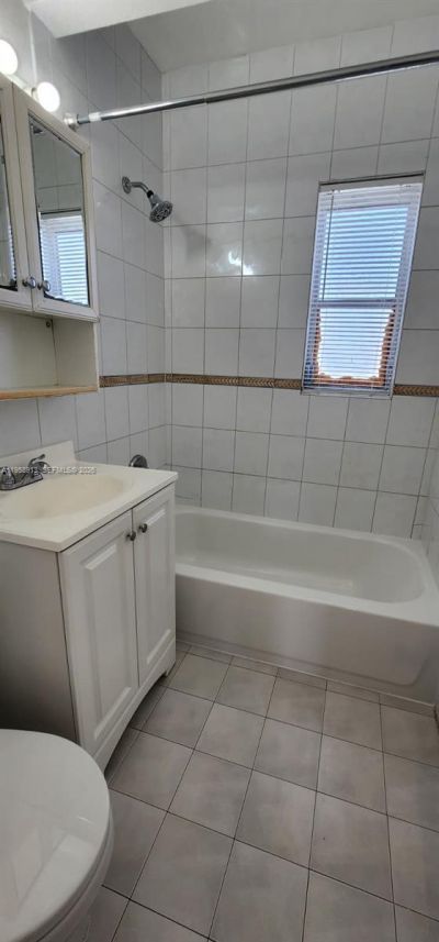 3670 SW 10th St, Unit 10B, Miami, FL 33135 Photo