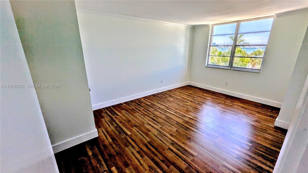 300 Bayview Dr, Unit 206, Sunny Isles Beach, FL 33160 Photo