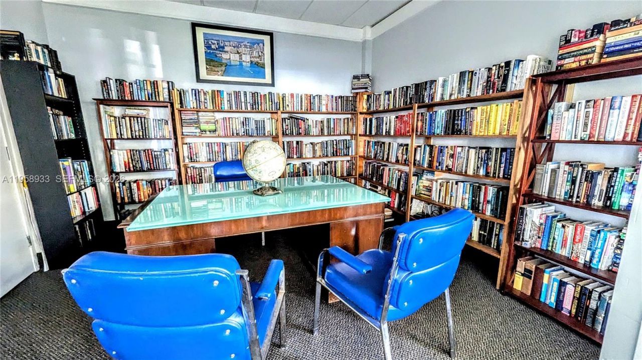 300 Bayview Dr, Unit 206, Sunny Isles Beach, FL 33160 Photo