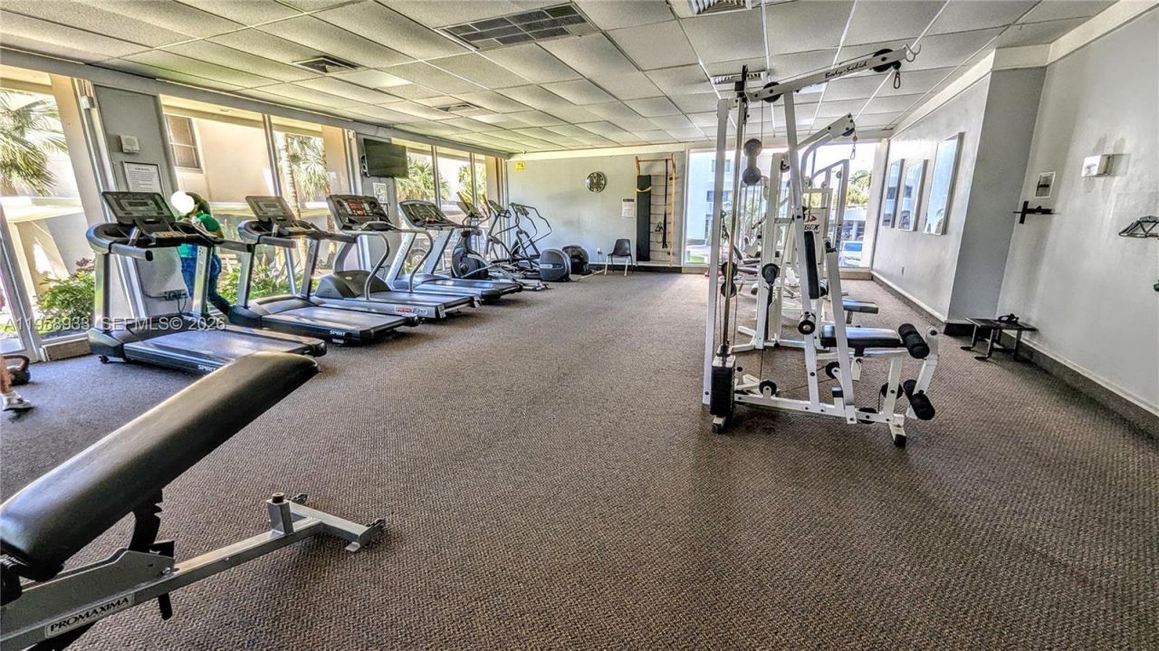 300 Bayview Dr, Unit 206, Sunny Isles Beach, FL 33160 Photo