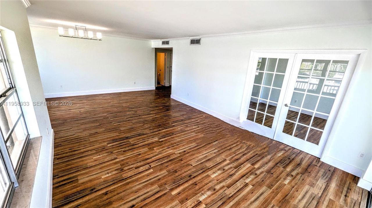 300 Bayview Dr, Unit 206, Sunny Isles Beach, FL 33160 Photo