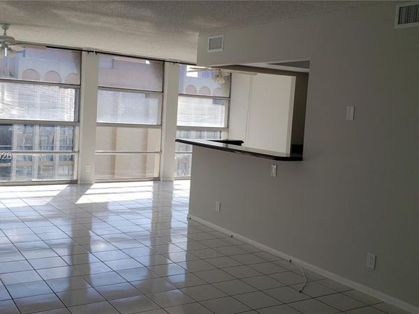851 Three Islands Blvd, Unit 502, Hallandale Beach, FL 33009