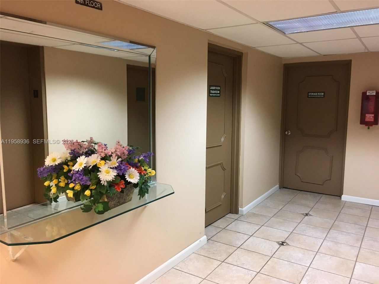 851 Three Islands Blvd, Unit 502, Hallandale Beach, FL 33009 Photo