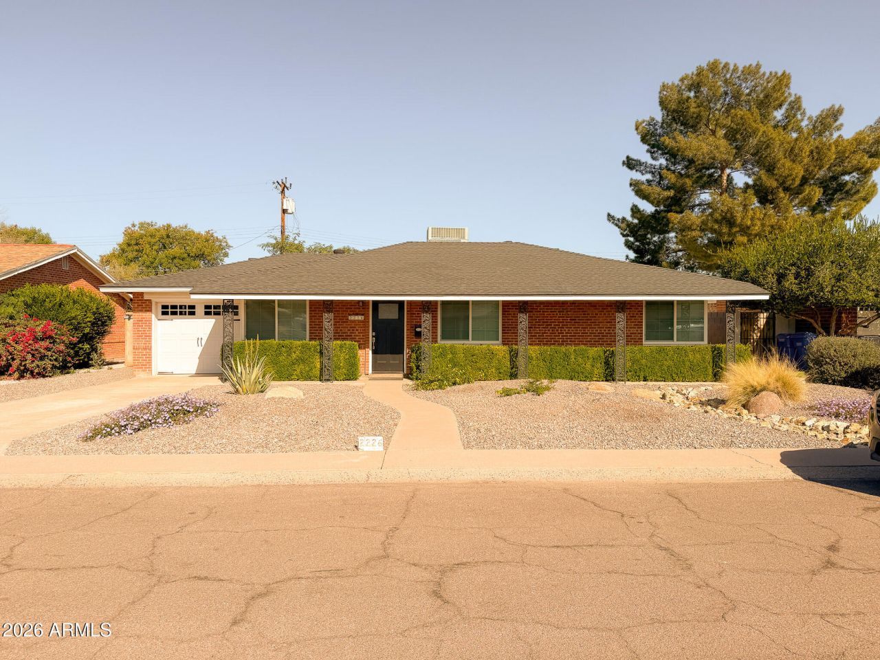 2226 E Devonshire Avenue, Phoenix, AZ 85016 Main Photo