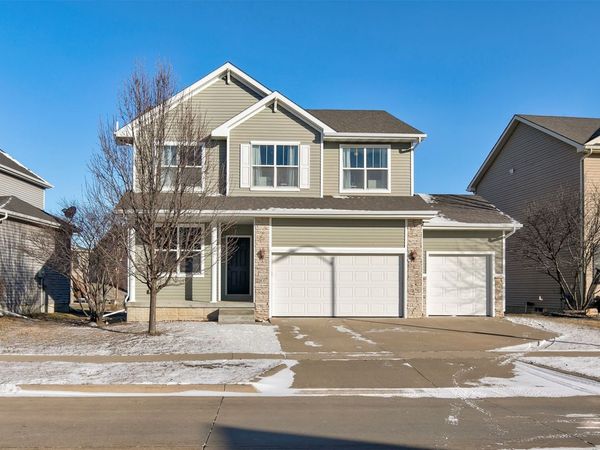 85 SE Dillon Drive, Waukee, IA 50263