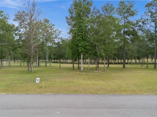 750 SUNRISE Drive, Deville, LA 71328