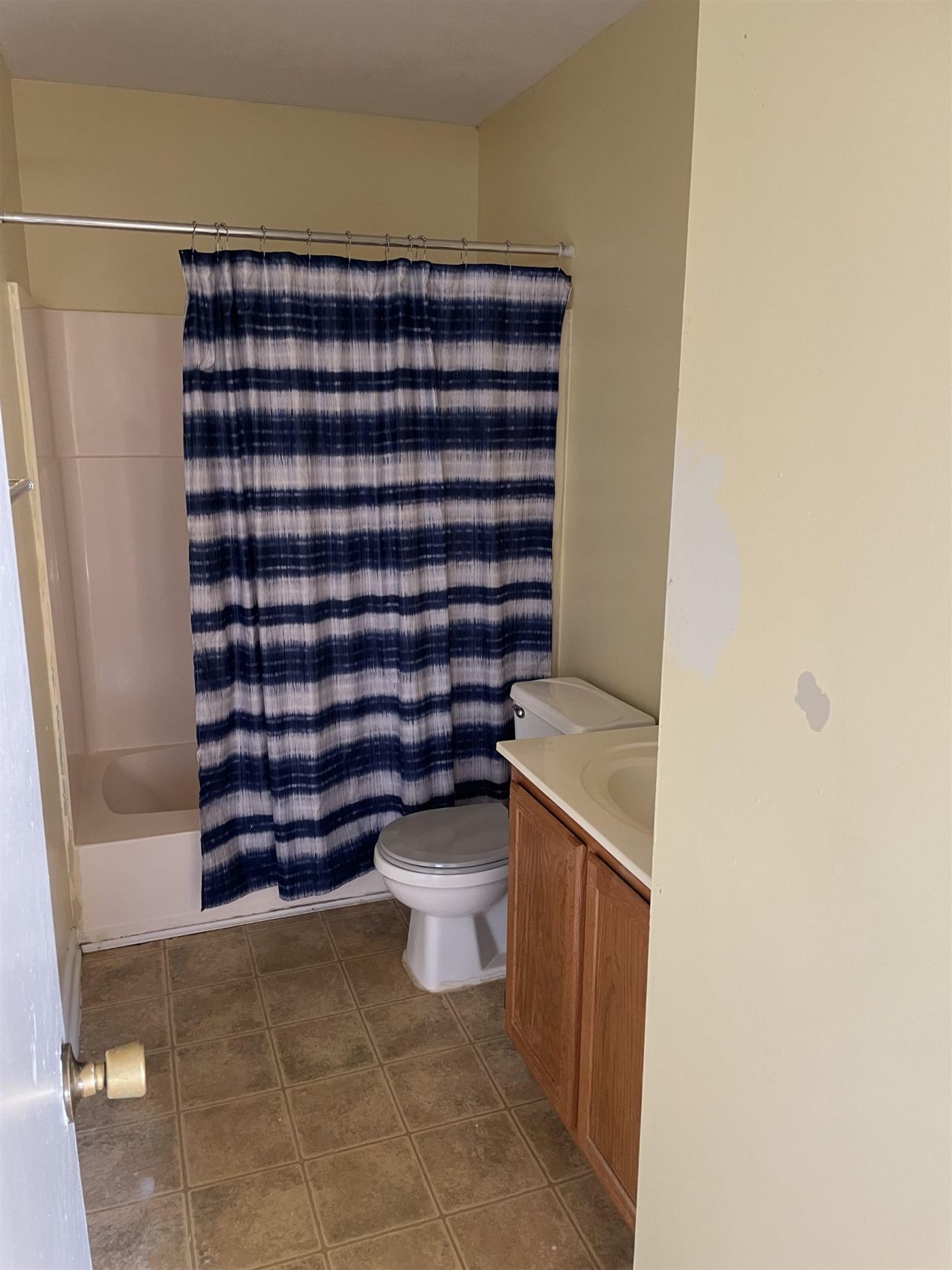 2000 Greens Blvd. Photo 13