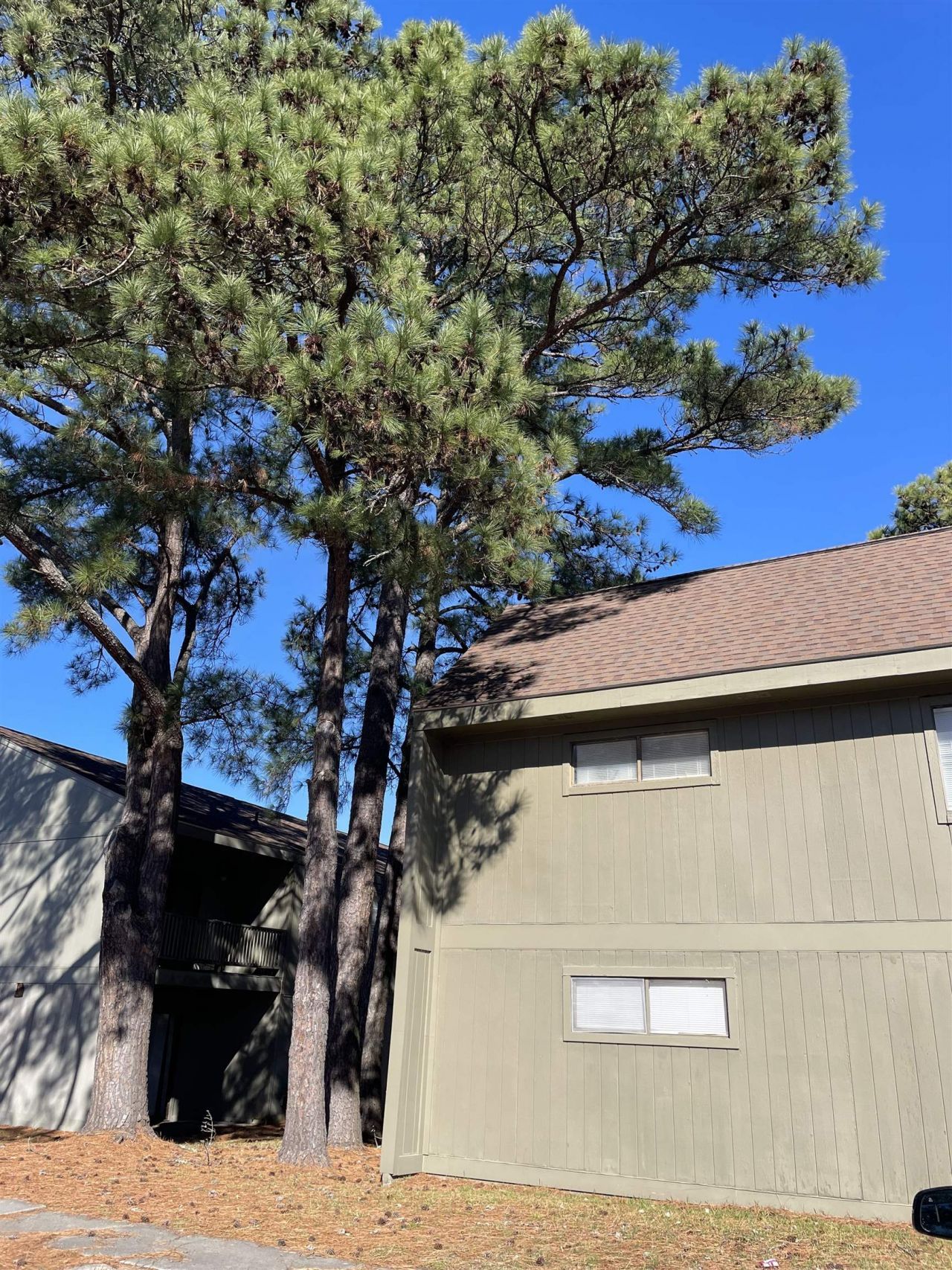 2000 Greens Blvd. Photo 21