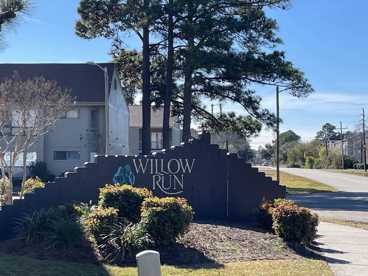 2000 Greens Blvd. Photo 23