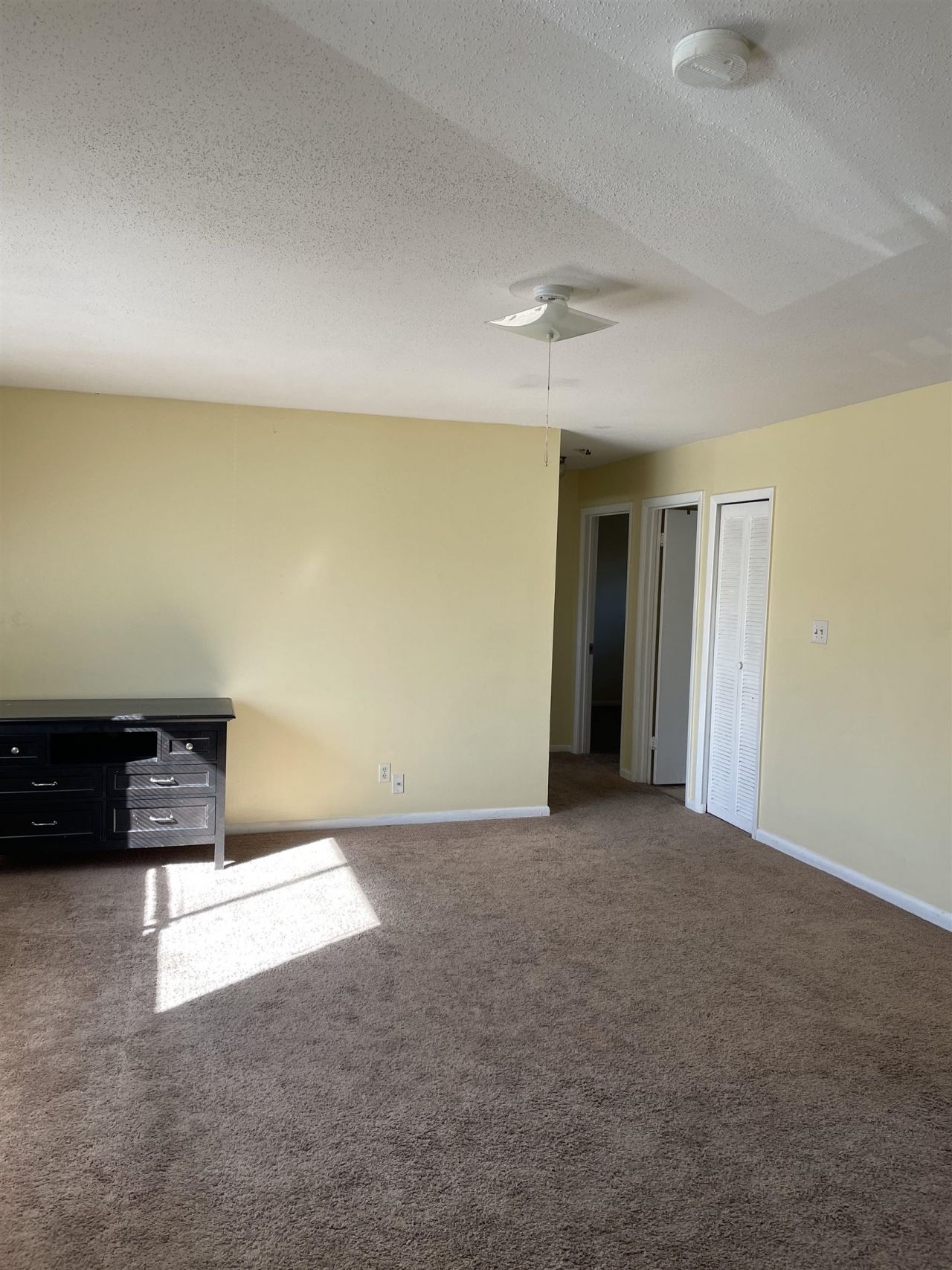 2000 Greens Blvd. Photo 6