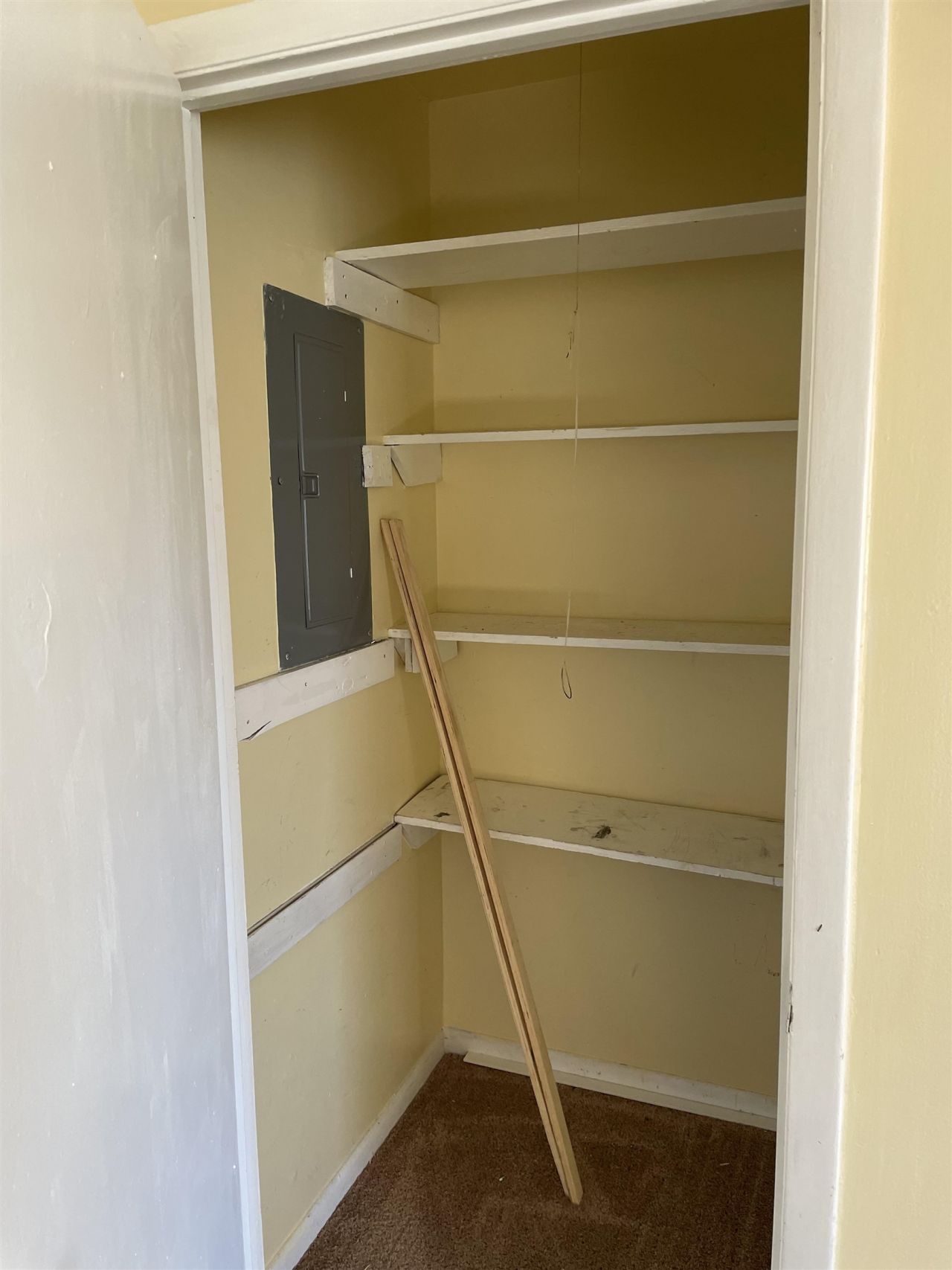 2000 Greens Blvd. Photo 8