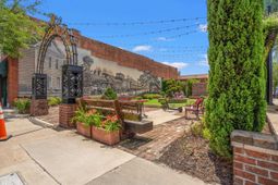 9221 Little Hill Dr. photo 4