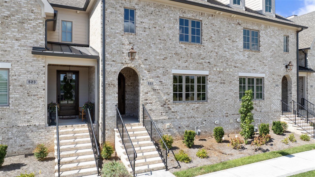 533 Park West Lane, Bowling Green, KY 42103 Main Photo