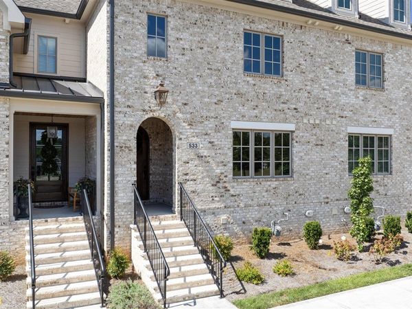 533 Park West Lane, Bowling Green, KY 42103