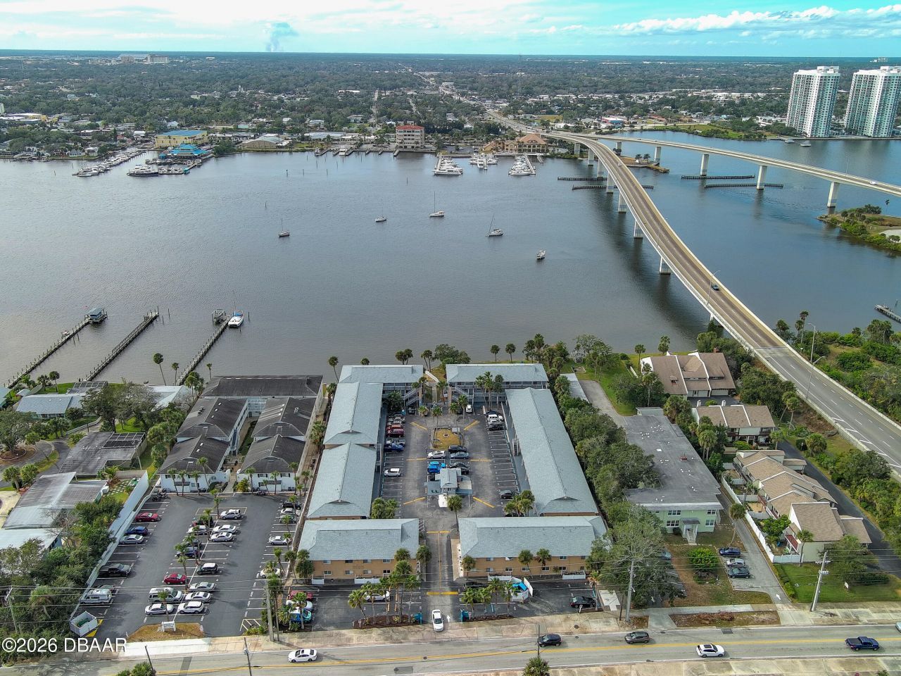 411 N Halifax Avenue, Unit 300, Daytona Beach, FL 32118 Photo