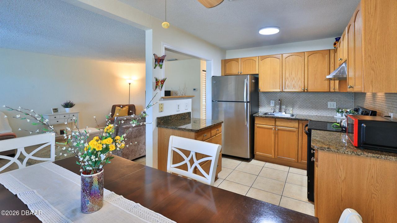 411 N Halifax Avenue, Unit 300, Daytona Beach, FL 32118 Photo