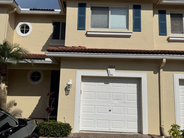 3033 N Evergreen Circle, Boynton Beach, FL 33426