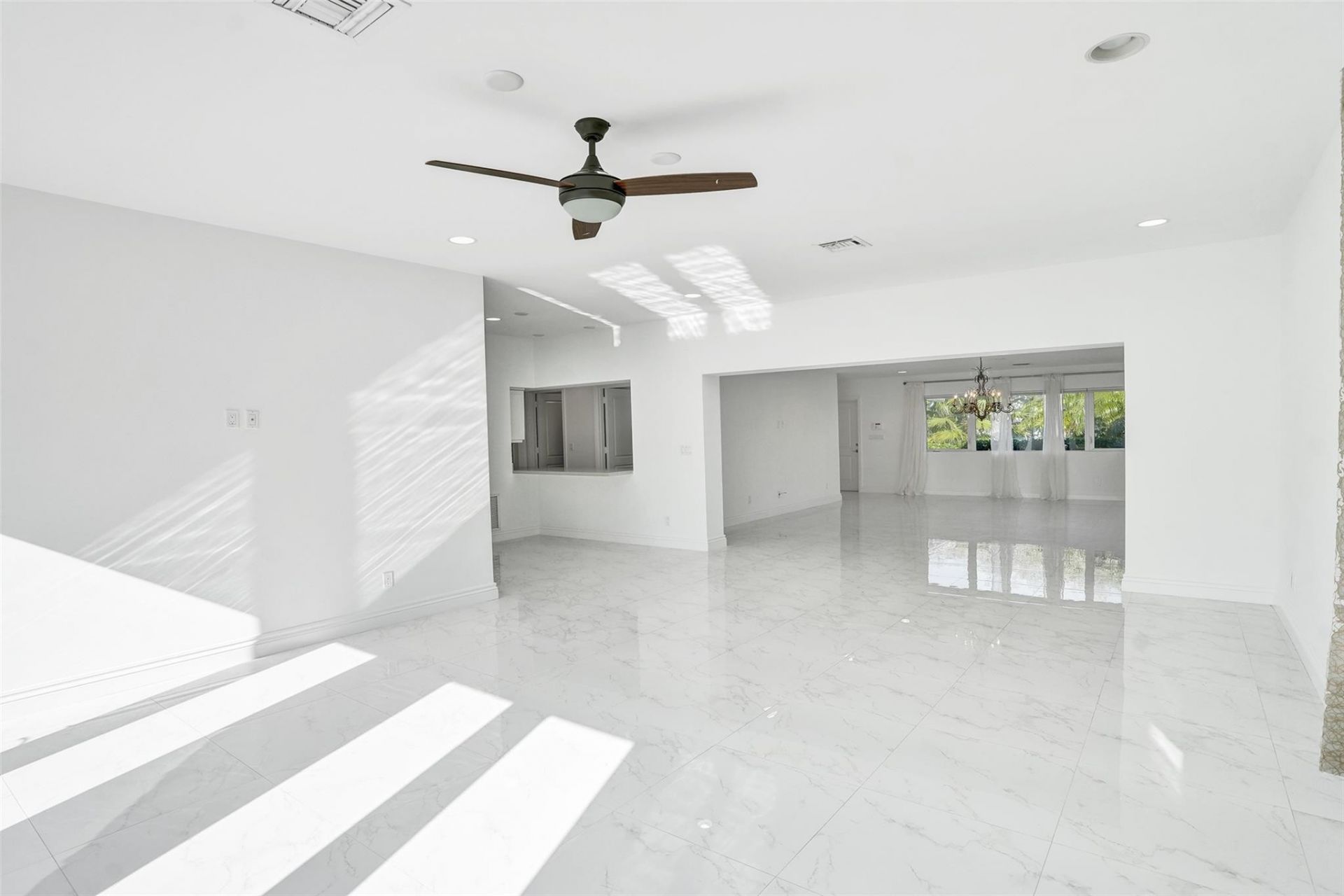 26 Cayuga Rd, Sea Ranch Lakes, FL 33308 Photo