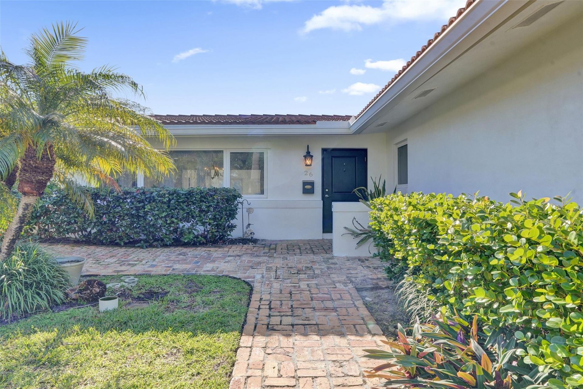 26 Cayuga Rd, Sea Ranch Lakes, FL 33308 Photo