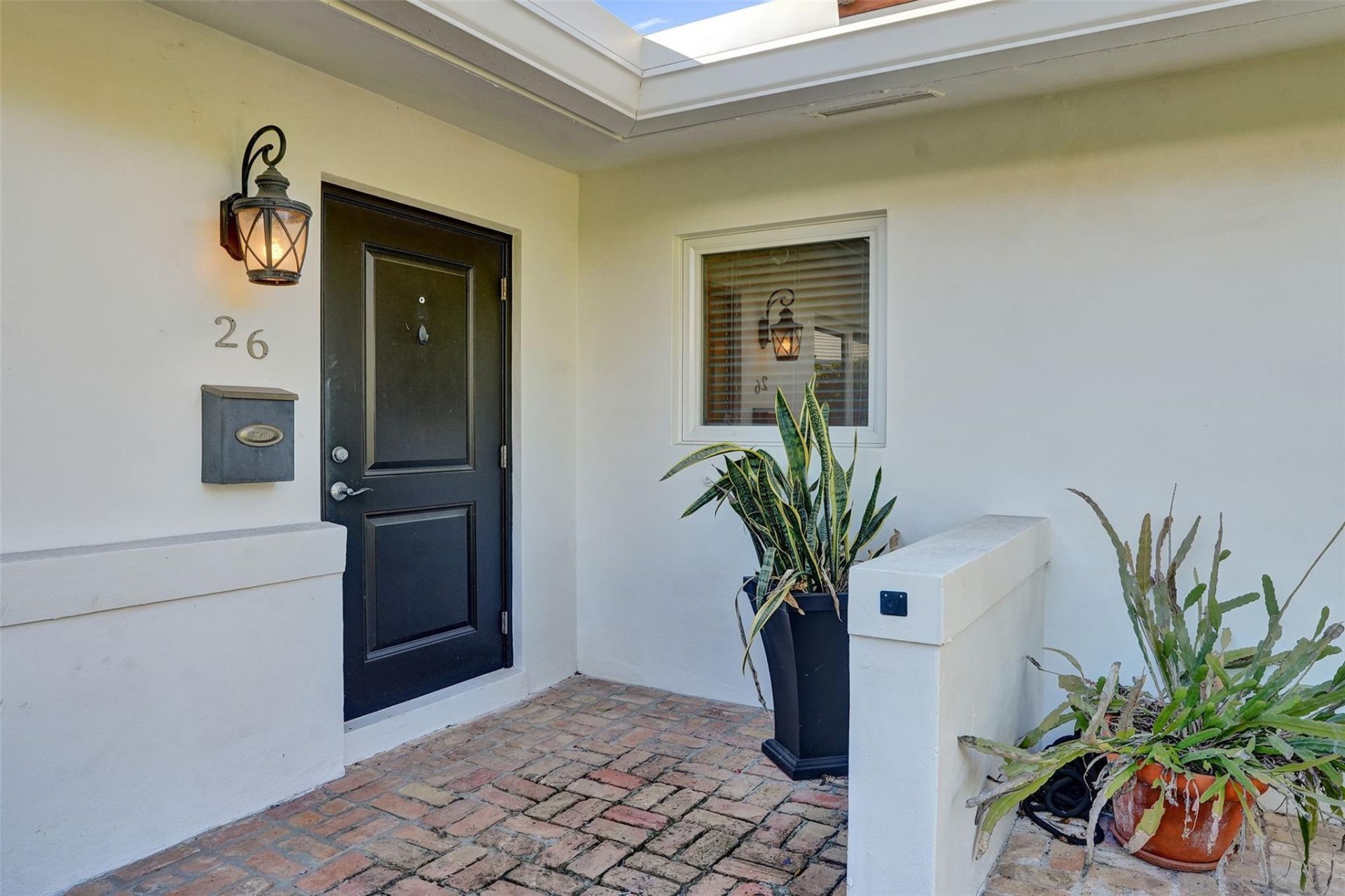 26 Cayuga Rd, Sea Ranch Lakes, FL 33308 Photo