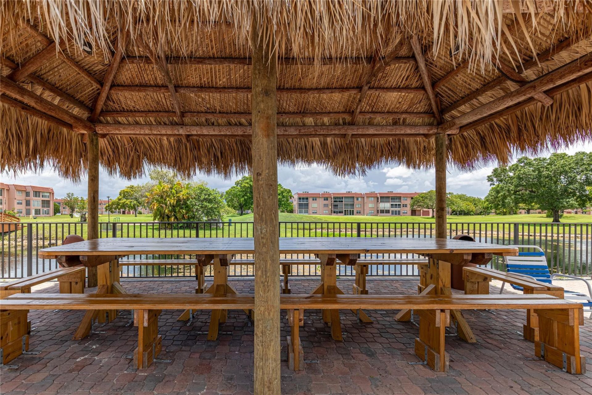 9420 Sunrise Lakes Blvd, Unit 212, Sunrise, FL 33322 Photo