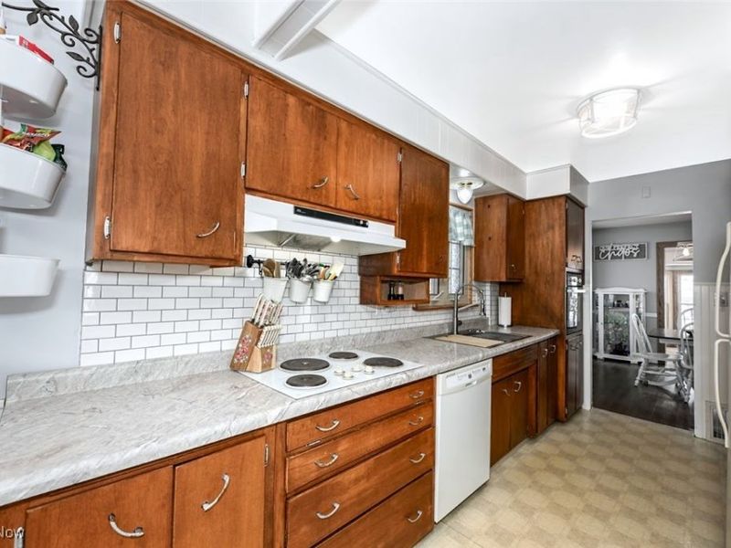 1810 Carter Avenue, Akron, OH 44301 Photo 16