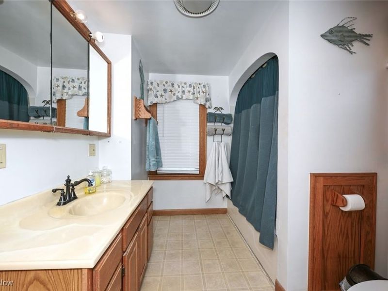 1810 Carter Avenue, Akron, OH 44301 Photo 27