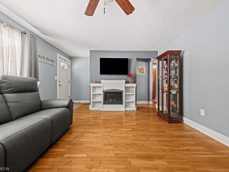 664 Fairview Place, Alliance, OH 44601 Photo 10