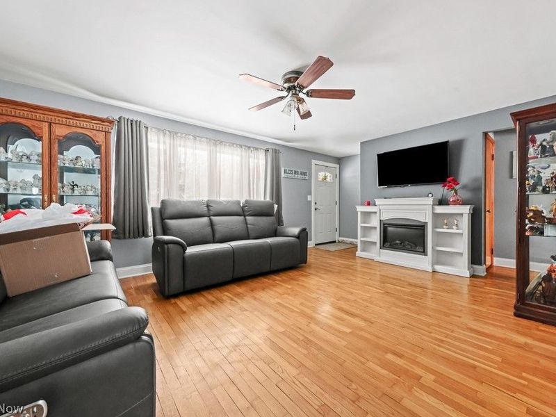 664 Fairview Place, Alliance, OH 44601 Photo 11