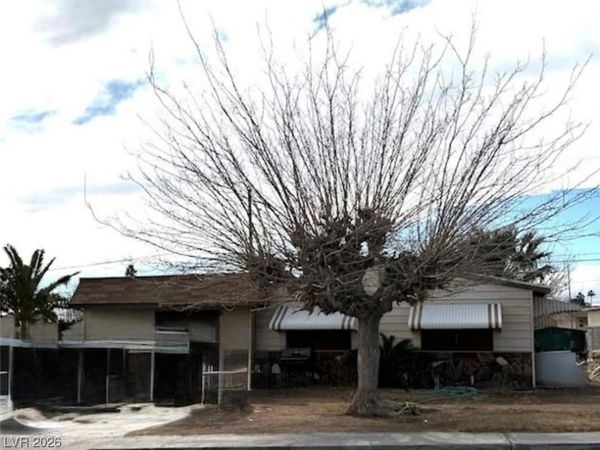 421 Miller Avenue , North Las Vegas, NV 89030