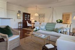 1585 Cambridge Lakes Drive photo 4