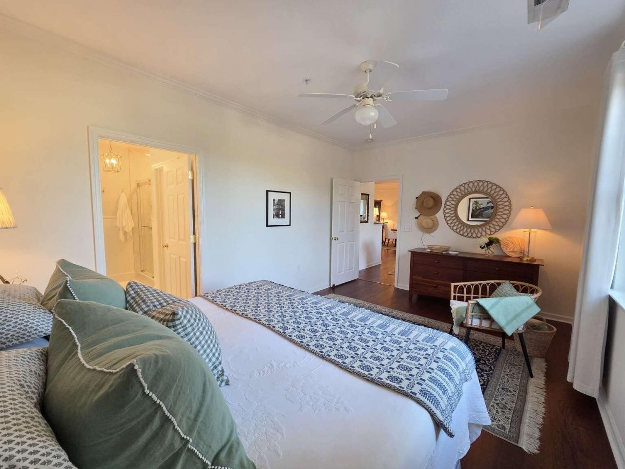 1585 Cambridge Lakes Drive Photo 9