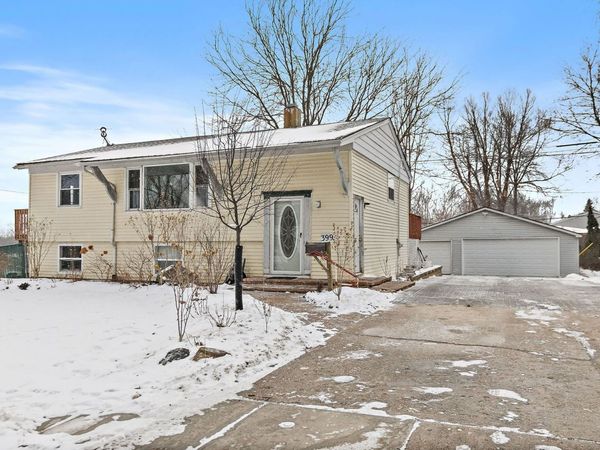 399 Tee Lane, Carpentersville, IL 60110