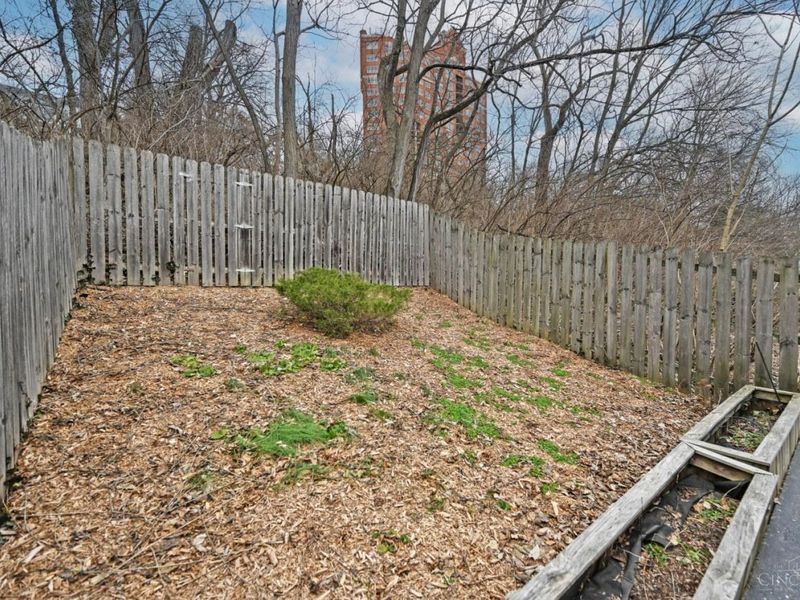 3322 Walworth Avenue, Cincinnati, OH 45226 Photo 41