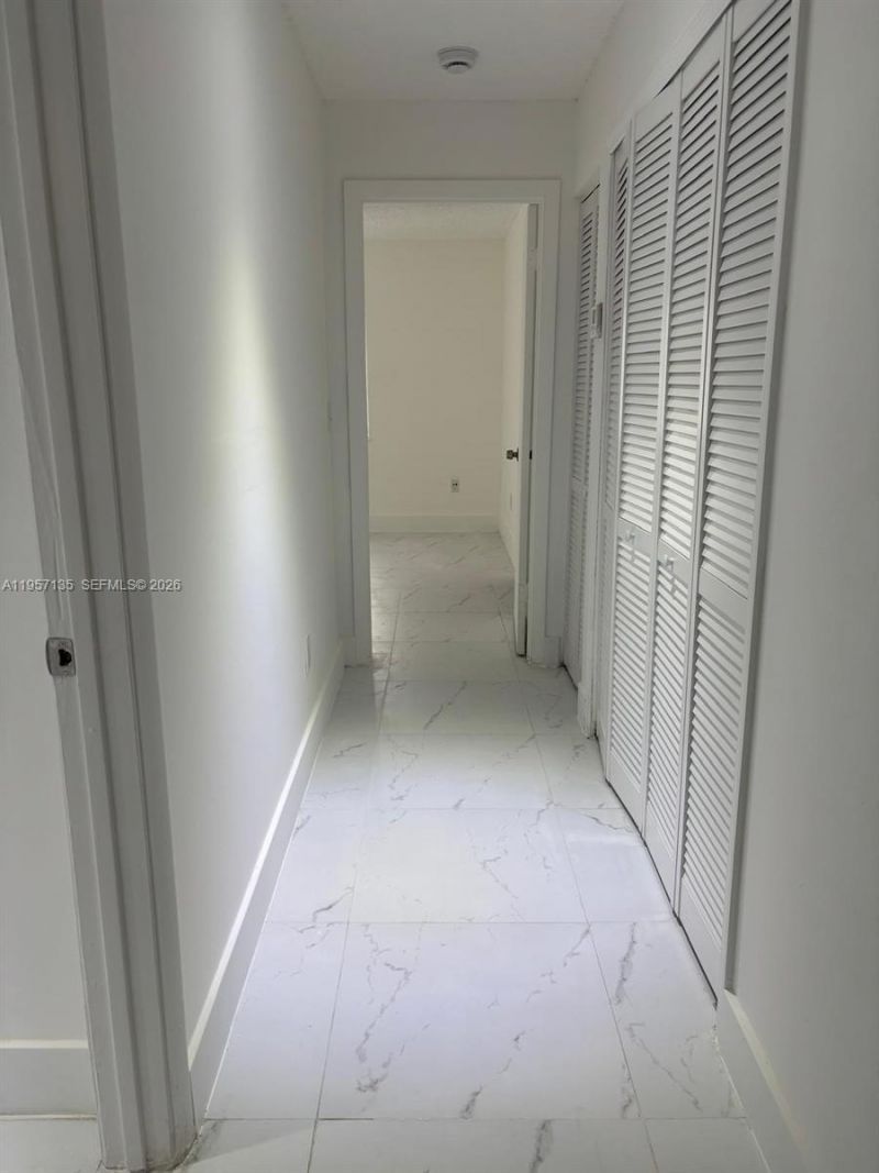 18840 NW 57th Ave, Unit 301, Hialeah, FL 33015 Photo