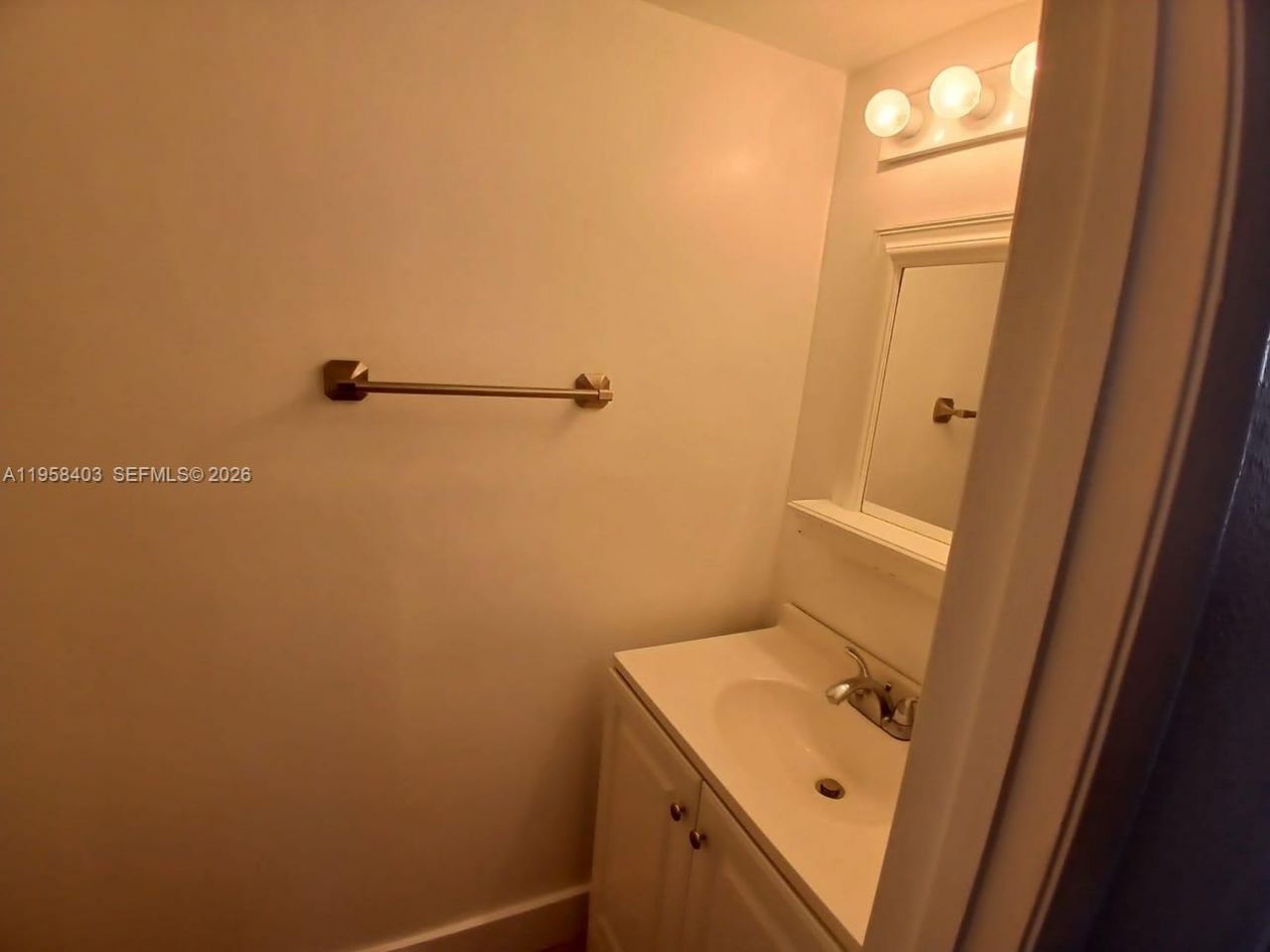 15820 SW 91st Ct , Unit C, Palmetto Bay, FL 33157 Photo