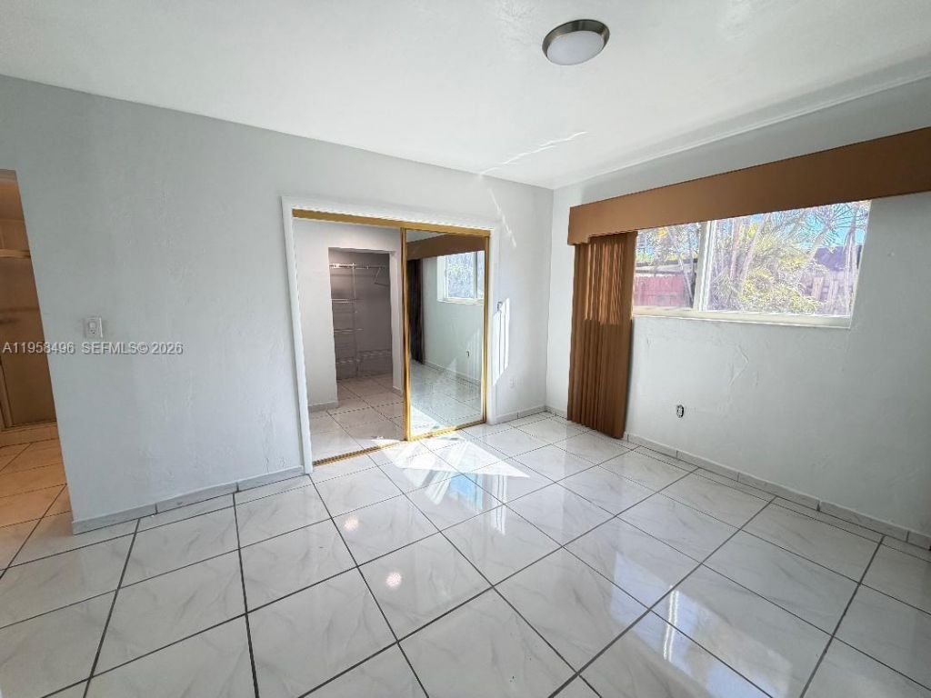 7865 SW 33rd Ter, Miami, FL 33155 Photo