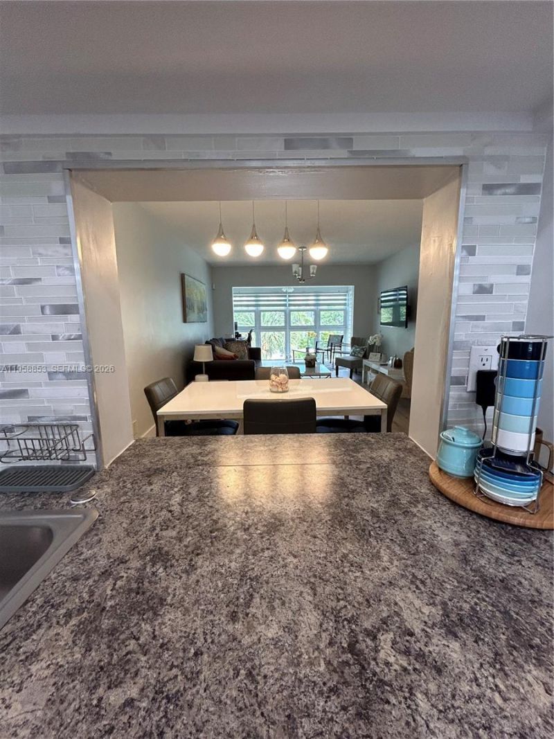 1501 S Ocean Blvd, Unit 315, Lauderdale by the Sea, FL 33062 Photo