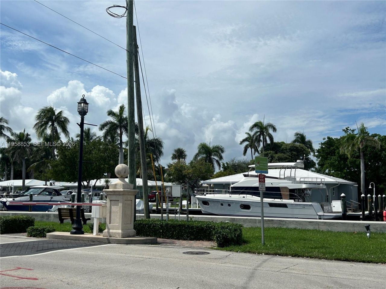 1501 S Ocean Blvd, Unit 315, Lauderdale by the Sea, FL 33062 Photo