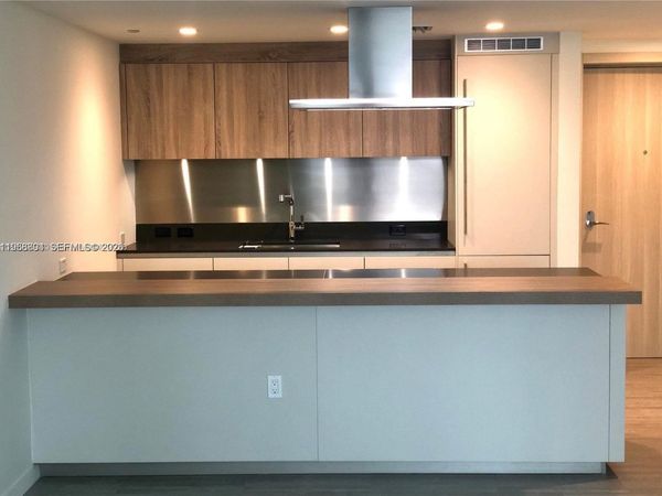 1000 Brickell Plaza , Unit 2414, Miami, FL 33131