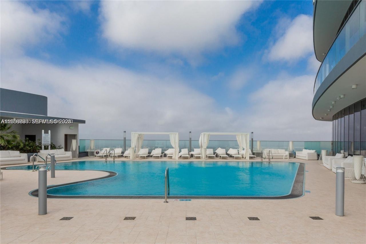 1000 Brickell Plaza , Unit 2414, Miami, FL 33131 Photo