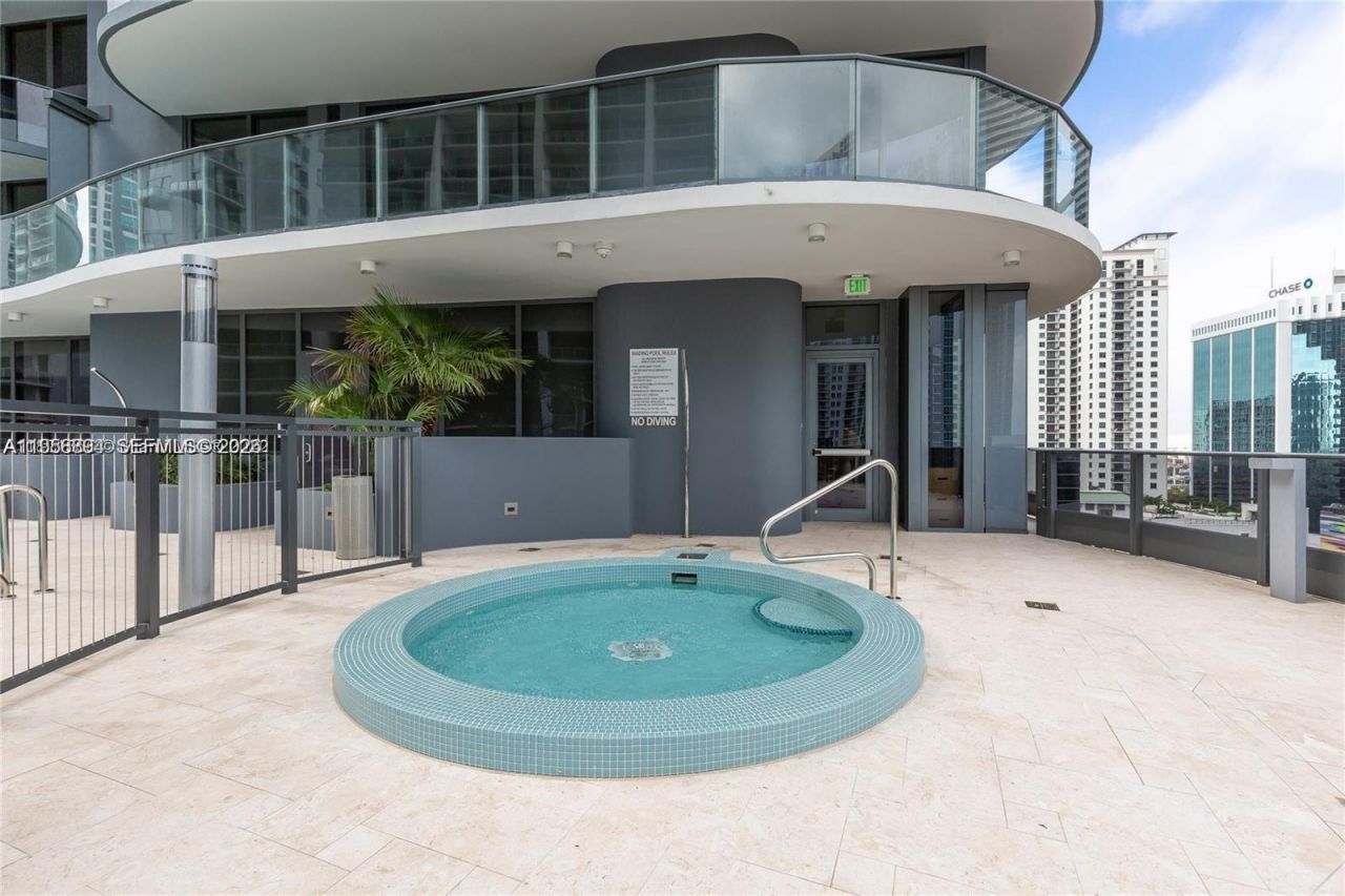 1000 Brickell Plaza , Unit 2414, Miami, FL 33131 Photo