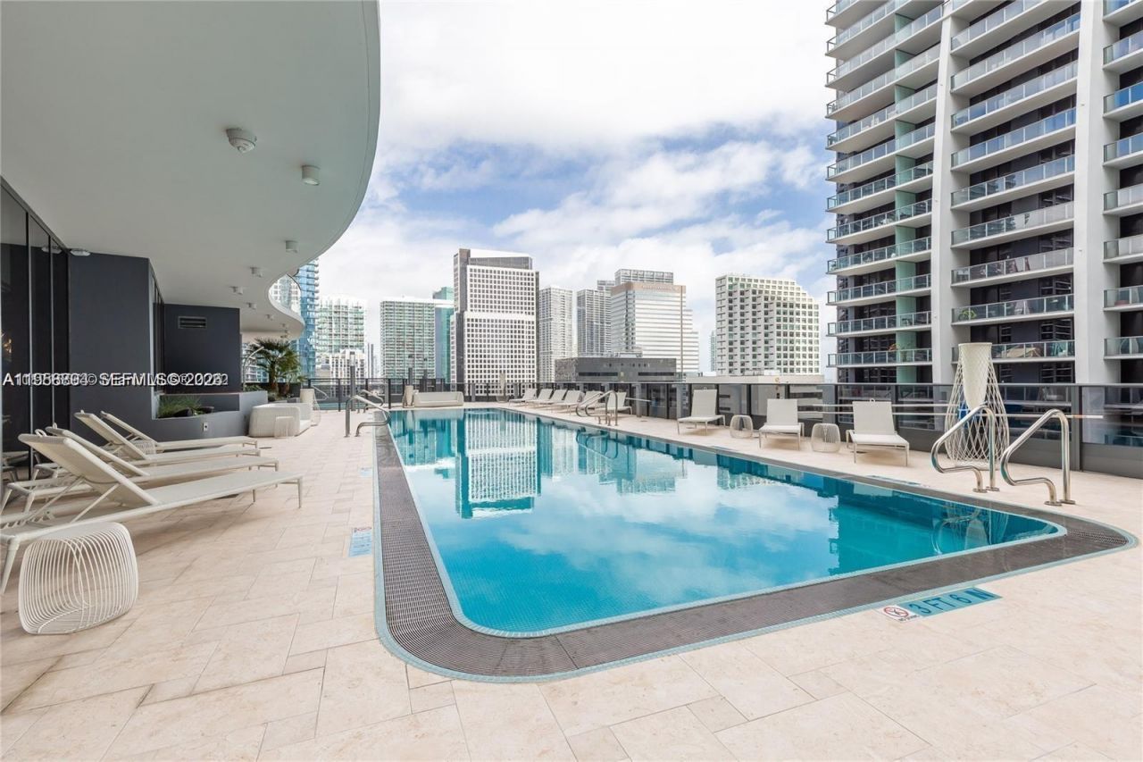 1000 Brickell Plaza , Unit 2414, Miami, FL 33131 Photo