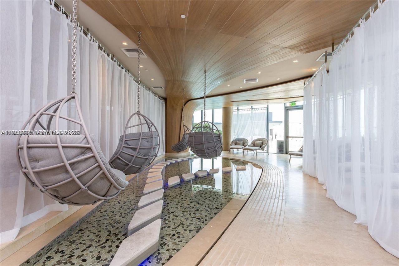 1000 Brickell Plaza , Unit 2414, Miami, FL 33131 Photo