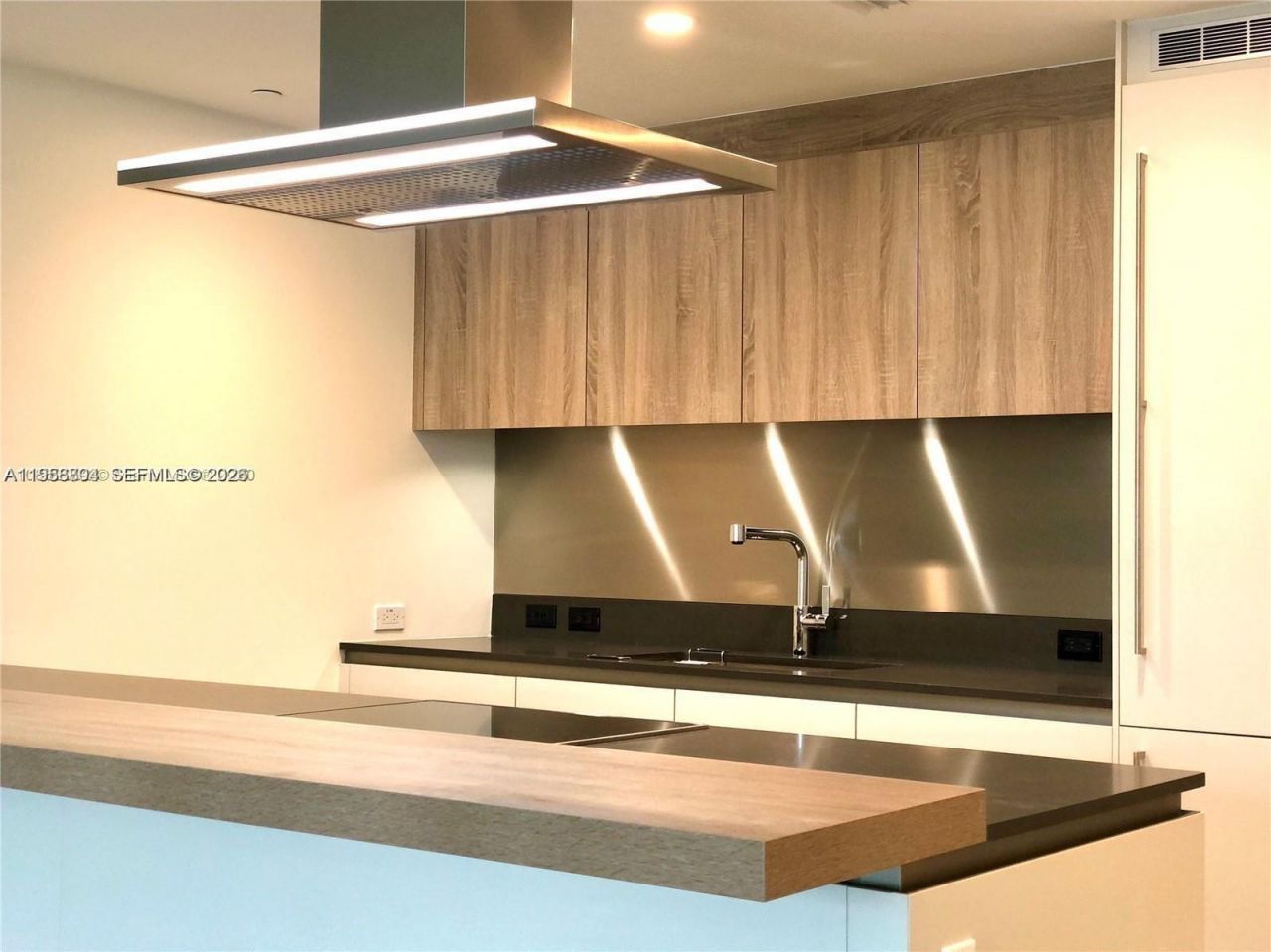 1000 Brickell Plaza , Unit 2414, Miami, FL 33131 Photo