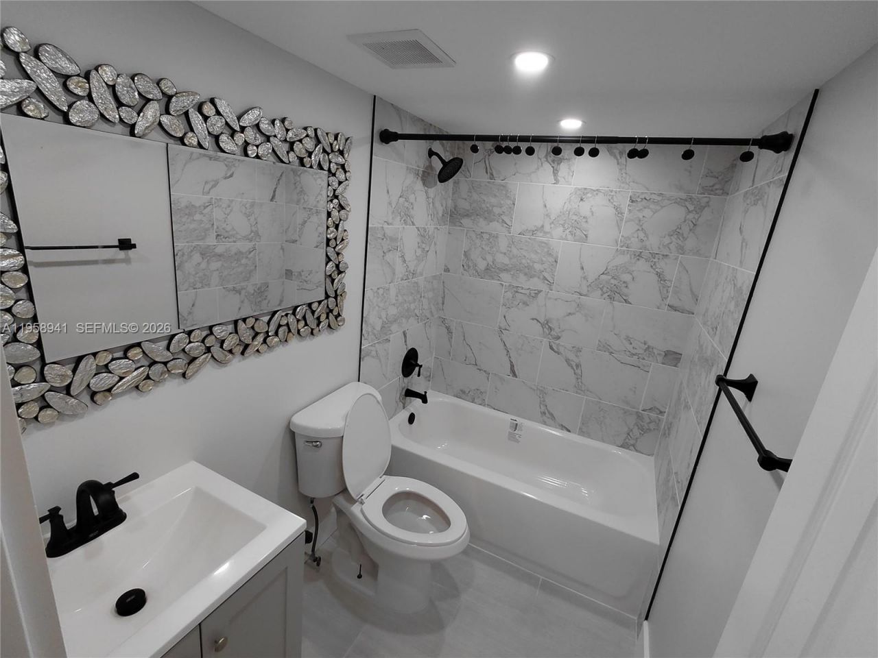 8720 N Sherman Cir, Unit 204, Miramar, FL 33025 Photo