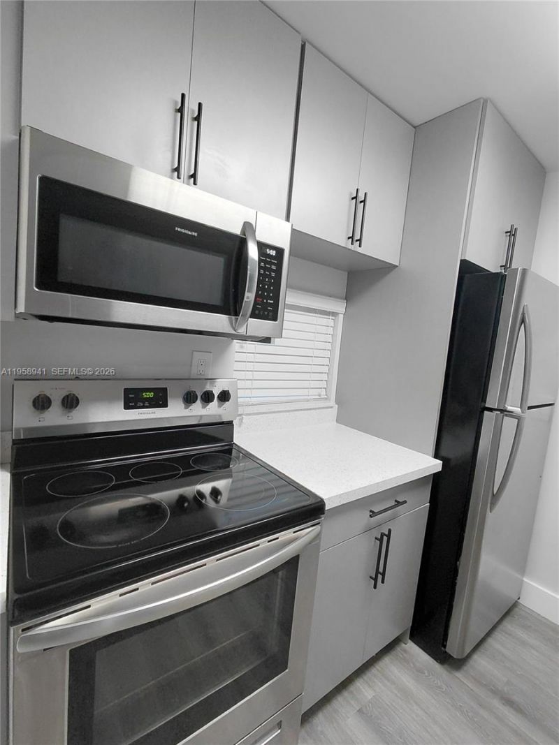 8720 N Sherman Cir, Unit 204, Miramar, FL 33025 Photo